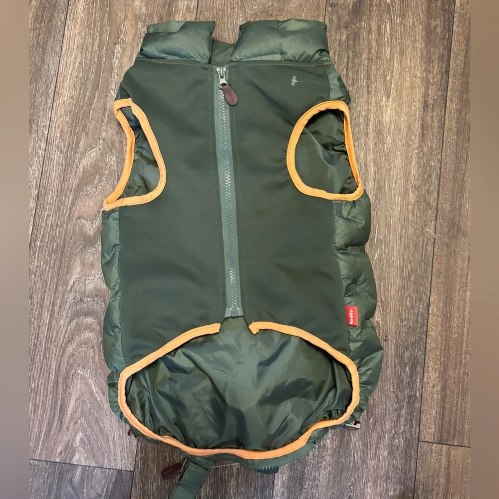Bundle of 2 Reddy Brand Puffer XL dog vest